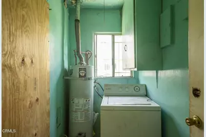 4523 W 18th Street, Los Angeles, CA 90019 - Photo 13