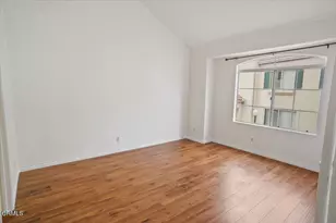 18114 Flynn Dr, Santa Clarita, CA 91387 - Photo 11