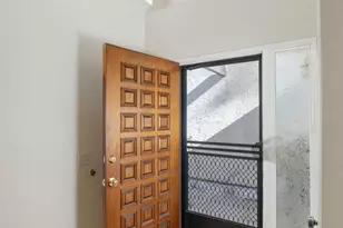 81 Barmore Ct, Glendale, CA 91206 - Photo 5