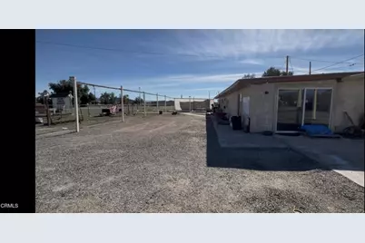 57376 Ca-127, Baker, CA 92309 - Photo 3