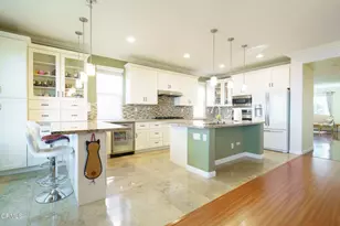 11071 N Tamberly Ln, Los Angeles, CA 91042 - Photo 13