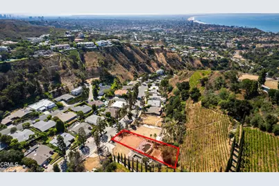 1227 Bienveneda Avenue, Pacific Palisades, CA 90272 - Photo 21