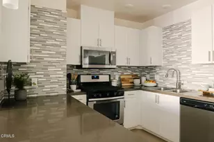 124 W Colorado St, Glendale, CA 91204 - Photo 25