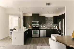 124 W Colorado St, Glendale, CA 91204 - Photo 27