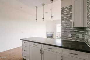 124 W Colorado St, Glendale, CA 91204 - Photo 27