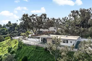 877 Hillcrest Dr, Pomona, CA 91768 - Photo 3