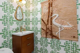 877 Hillcrest Dr, Pomona, CA 91768 - Photo 27