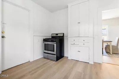 210 N Encinitas Avenue, Monrovia, CA 91016 - Photo 13