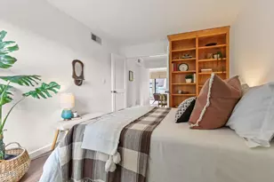 436 E Palm Ave, Burbank, CA 91501 - Photo 21