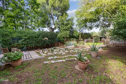 11060 Plainview Avenue, Los Angeles, CA 91042 - Photo 23