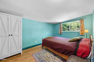 11060 Plainview Ave, Los Angeles, CA 91042 - Photo 13