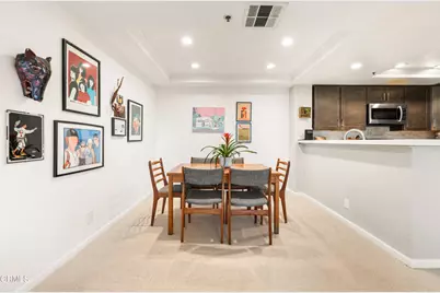 880 W 1st Street #302, Los Angeles, CA 90012 - Photo 11