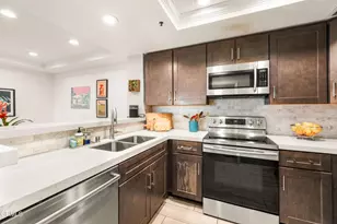 880 W 1st St, Los Angeles, CA 90012 - Photo 13