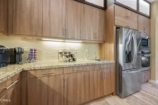 627 E Orange Blossom Way, Azusa, CA 91702 - Photo 23