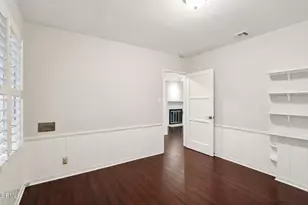 1255 Oak Cir Dr, Glendale, CA 91208 - Photo 27