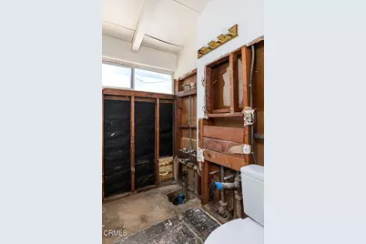 11158 Orion Avenue, Los Angeles, CA 91345 - Photo 15