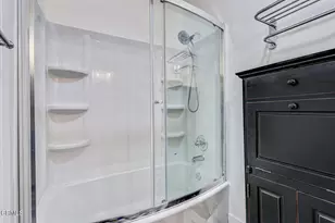 2905 Montrose Ave, La Crescenta, CA 91214 - Photo 29