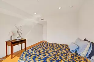 159 W Green St, Pasadena, CA 91105 - Photo 23