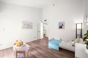 4260 Via Arbolada, Los Angeles, CA 90042 - Photo 19