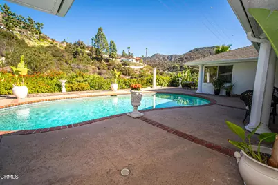 2460 Las Positas Road, Glendale, CA 91208 - Photo 43