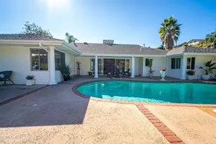 2460 Las Positas Rd, Glendale, CA 91208 - Photo 33