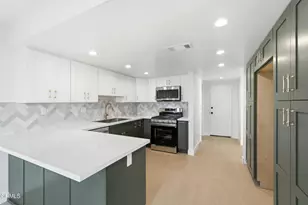 823 Earlham St, Pasadena, CA 91101 - Photo 1
