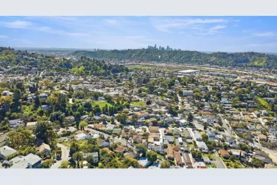 2307 Moss Avenue, Los Angeles, CA 90065 - Photo 35