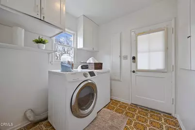 4950 Newcastle Avenue, Los Angeles, CA 91316 - Photo 13