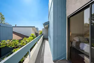 355 S Marengo Ave, Pasadena, CA 91101 - Photo 23