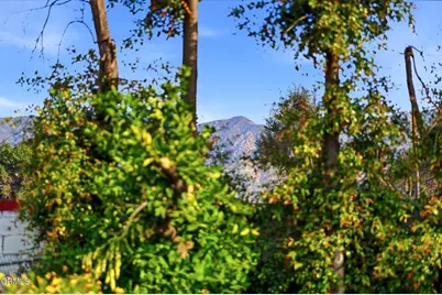 79 E Calaveras Street, Altadena, CA 91001 - Photo 11