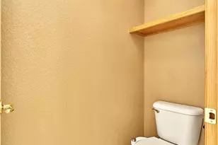 7176 Cataba Rd, Oak Hills, CA 92344 - Photo 13