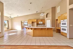 7176 Cataba Rd, Oak Hills, CA 92344 - Photo 37