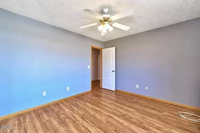 7176 Cataba Road, Oak Hills, CA 92344 - Photo 23