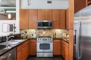 840 E Green St, Pasadena, CA 91101 - Photo 11
