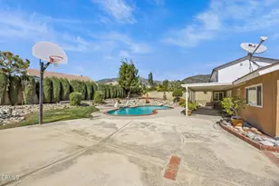 2061 N Albright Ave, Upland, CA 91784 - Photo 43