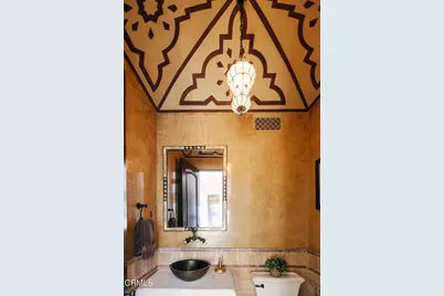 2330 Crystal Lane, Pasadena, CA 91107 - Photo 19