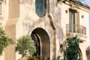 2330 Crystal Ln, Pasadena, CA 91107 - Photo 3