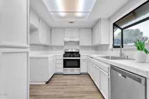 42950 Burlwood Dr, Lancaster, CA 93536 - Photo 17