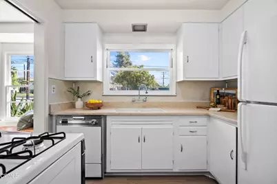 305 S Mayflower Avenue, Monrovia, CA 91016 - Photo 5