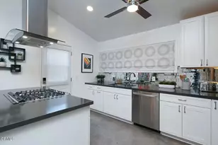 7824 Tujunga Ave, North Hollywood, CA 91605 - Photo 5
