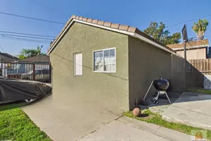 524 W Almond St, Compton, CA 90220 - Photo 13