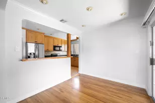 2444 N Parish Pl, Burbank, CA 91504 - Photo 13