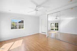 2444 N Parish Pl, Burbank, CA 91504 - Photo 21