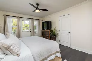 1955 N Los Robles Ave, Pasadena, CA 91104 - Photo 37