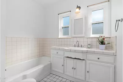 4920 Nagle Avenue, Los Angeles, CA 91423 - Photo 21