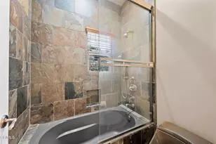 3263 New York Dr, Pasadena, CA 91107 - Photo 29