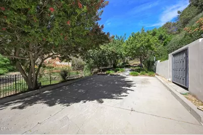 3263 New York Drive, Pasadena, CA 91107 - Photo 63