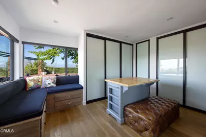 14593 Deervale Place, Sherman Oaks, CA 91403 - Photo 19