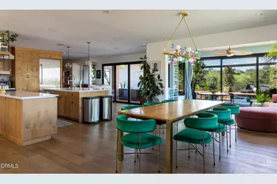 14593 Deervale Place, Sherman Oaks, CA 91403 - Photo 13