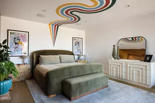 14593 Deervale Pl, Sherman Oaks, CA 91403 - Photo 17